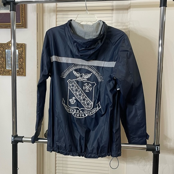 Custom Sigma Kappa (SK) insulated rain jacket in navy - Picture 3 of 3